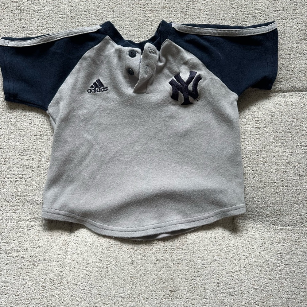 Adidas Kids' Gray and Navy Yankees Jersey